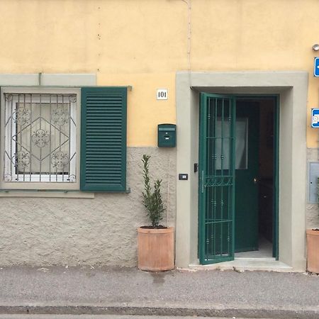 דירות ליבורנו Casa Il Girasole מראה חיצוני תמונה